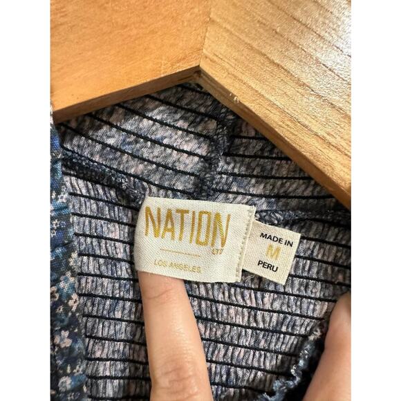 Nation Women's Blue Bibi Smocked Mock Neck Cropped Tank Wildflower Size Medium - Picture 3 of 6